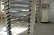 Hand glass louvers